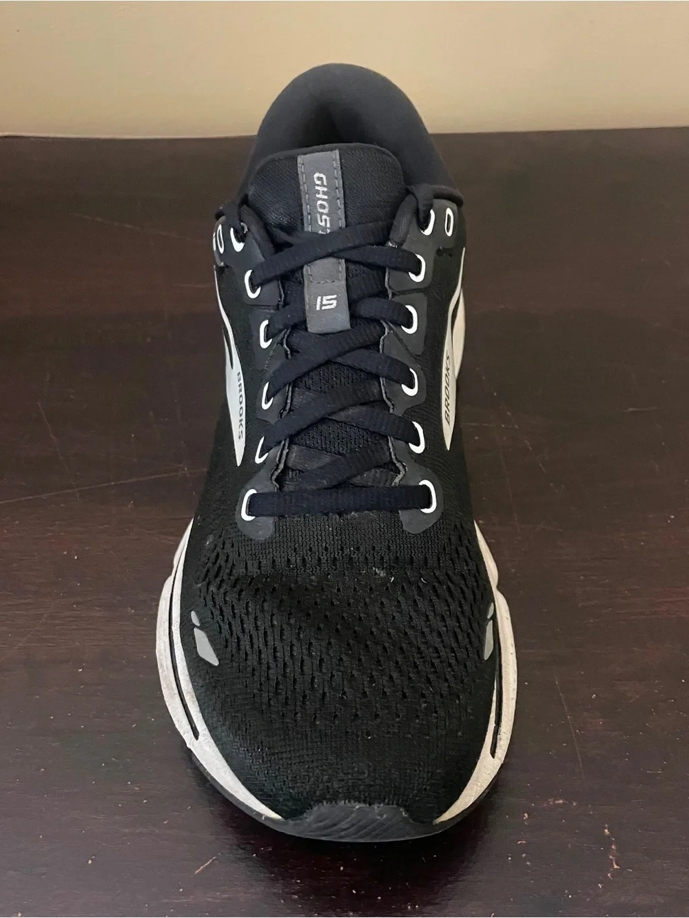 Brooks Ghost 15 Womens Running Shoes Black White Grey Wide D 1203801D012 Size 8